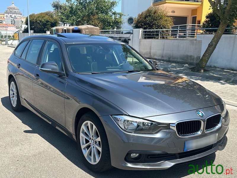 2017' BMW 320 D Touring Advantage Auto photo #1