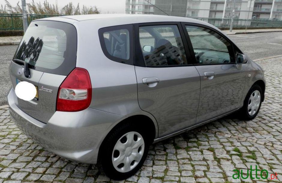 2006' Honda Jazz photo #3