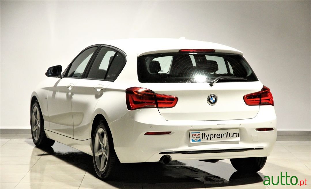 2015' BMW 116 Sport photo #4