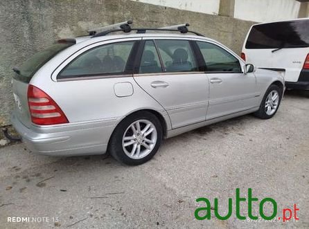 2001' Mercedes-Benz Classe C photo #5