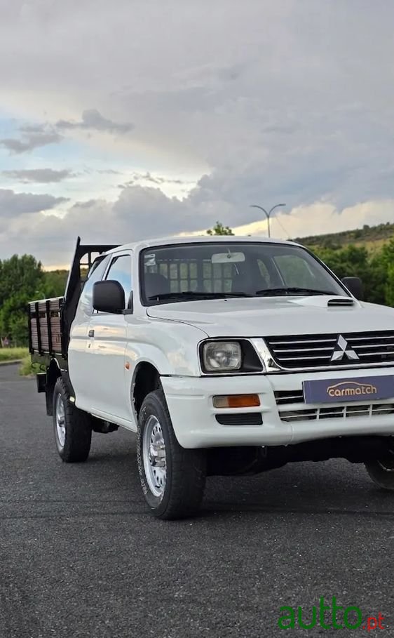 1998' Mitsubishi L200 2.5 Td photo #3