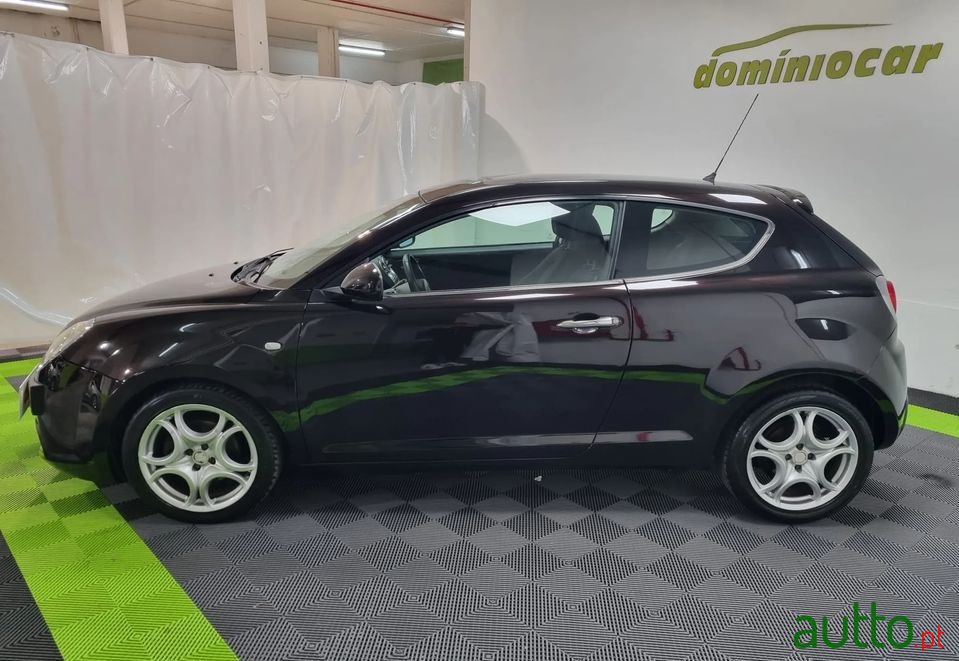 2010' Alfa Romeo MiTo photo #6