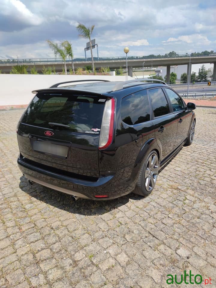 2009' Ford Focus photo #5