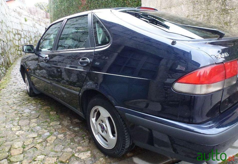 2001' Saab 9-3 photo #2