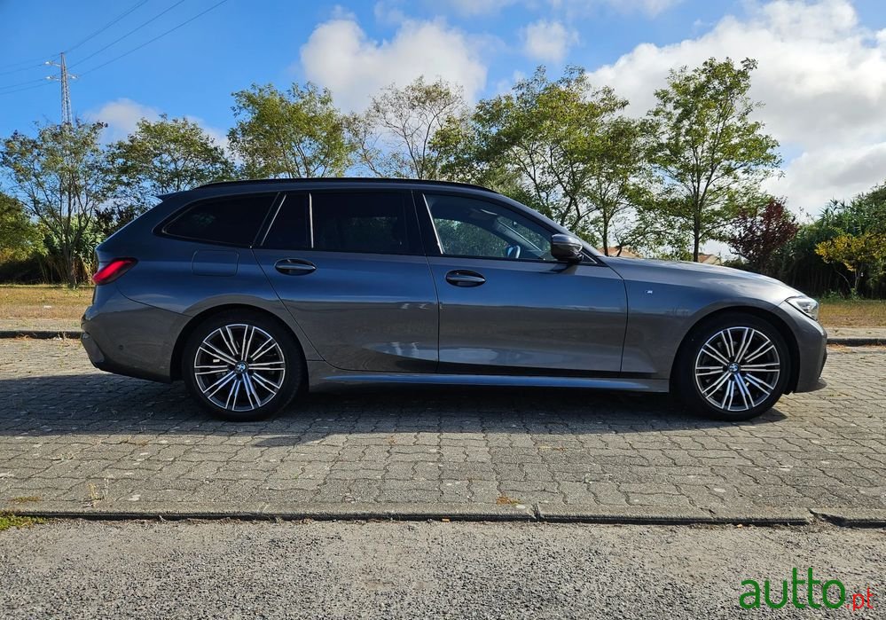 2021' BMW Série 3 D Touring photo #1