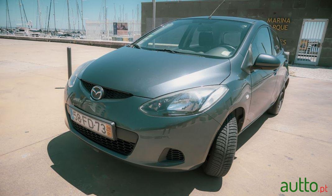 2008' Mazda 2 photo #3