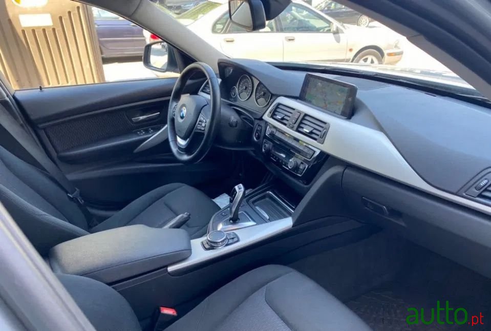 2016' BMW 318 photo #6