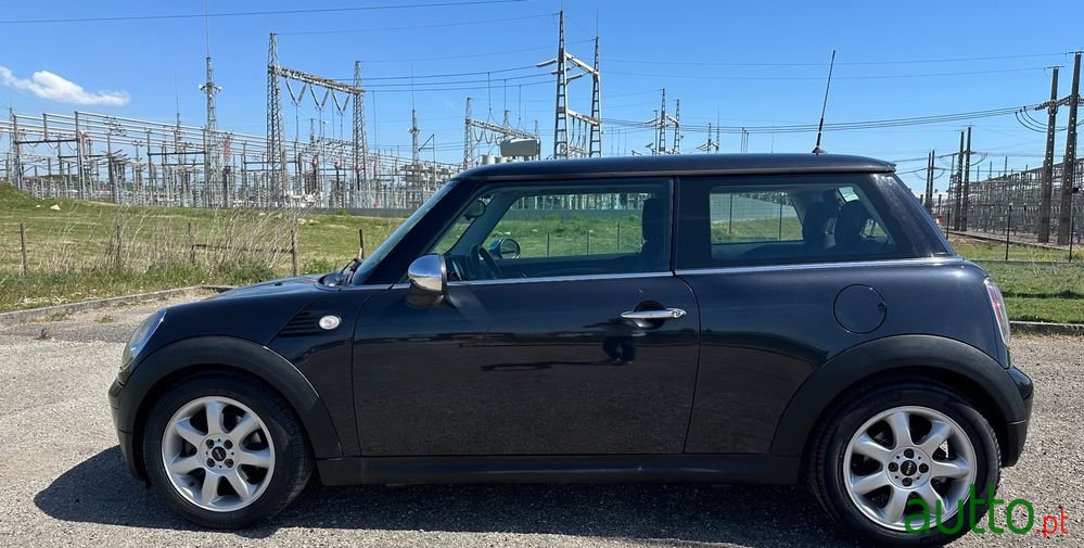 2008' MINI Coupé photo #4