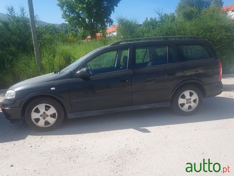 2002' Opel Astra Caravan photo #1