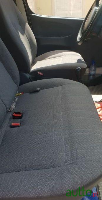 2006' Toyota Hiace photo #4