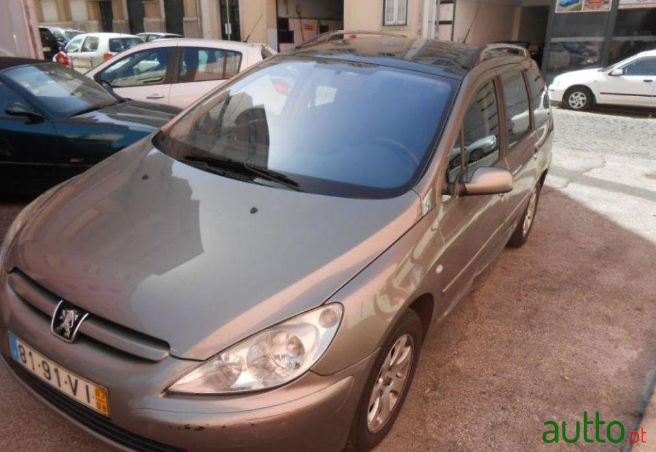 2003' Peugeot 307 Sw photo #1