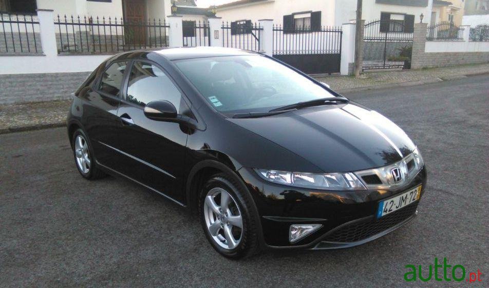 2010' Honda Civic 1.4I Sport photo #3