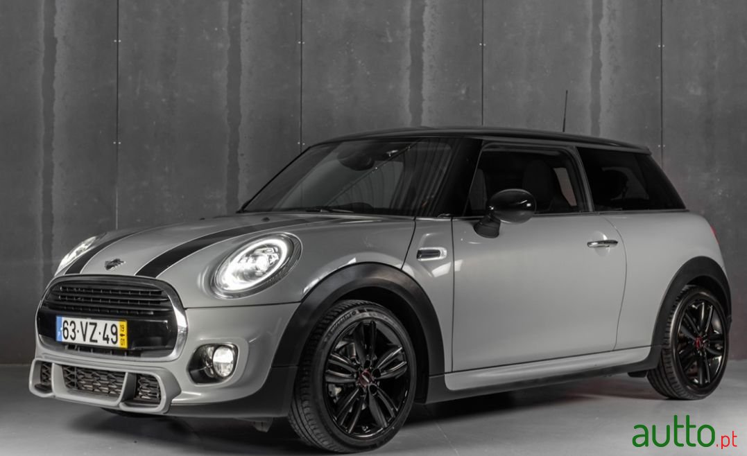 2019' MINI Cooper photo #1