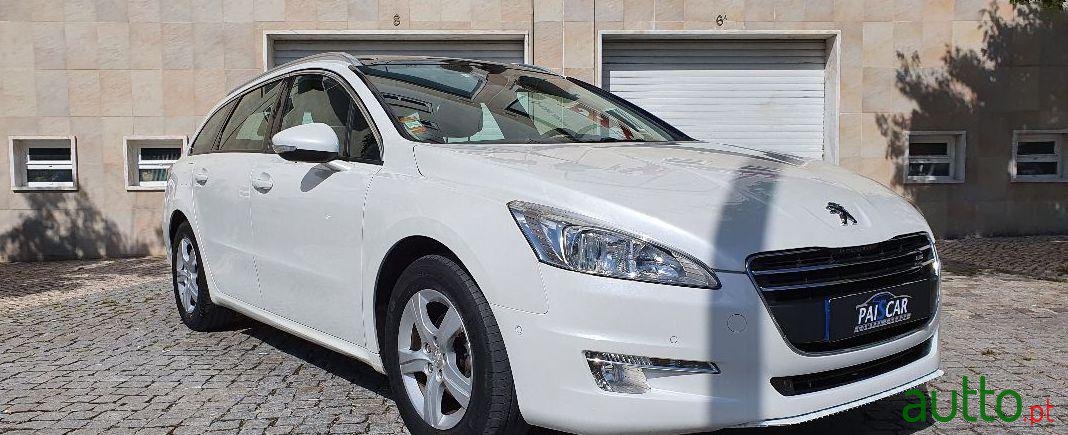 2011' Peugeot 508 Sw photo #2