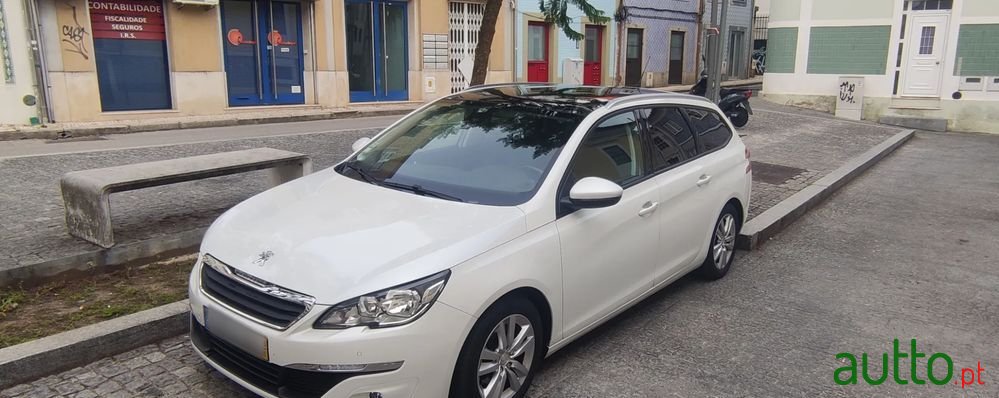 2015' Peugeot 308 Sw photo #1
