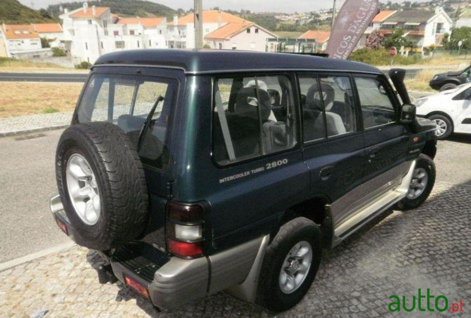 2001' Mitsubishi Pajero 2.8 Td Gls Longo Abs photo #1