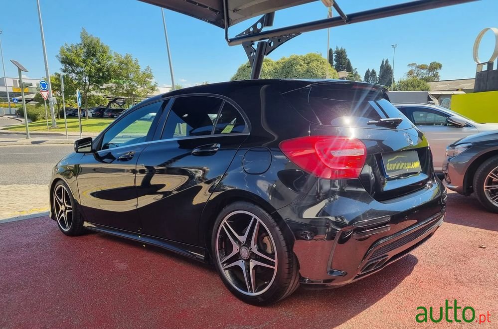 2015' Mercedes-Benz Classe A photo #6