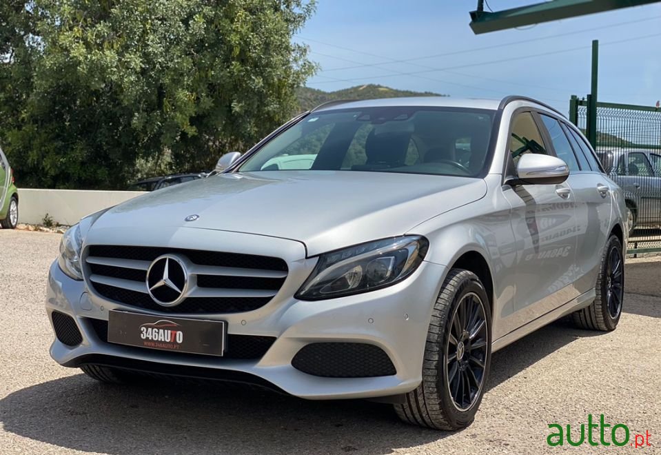 2014' Mercedes-Benz C-220 photo #2