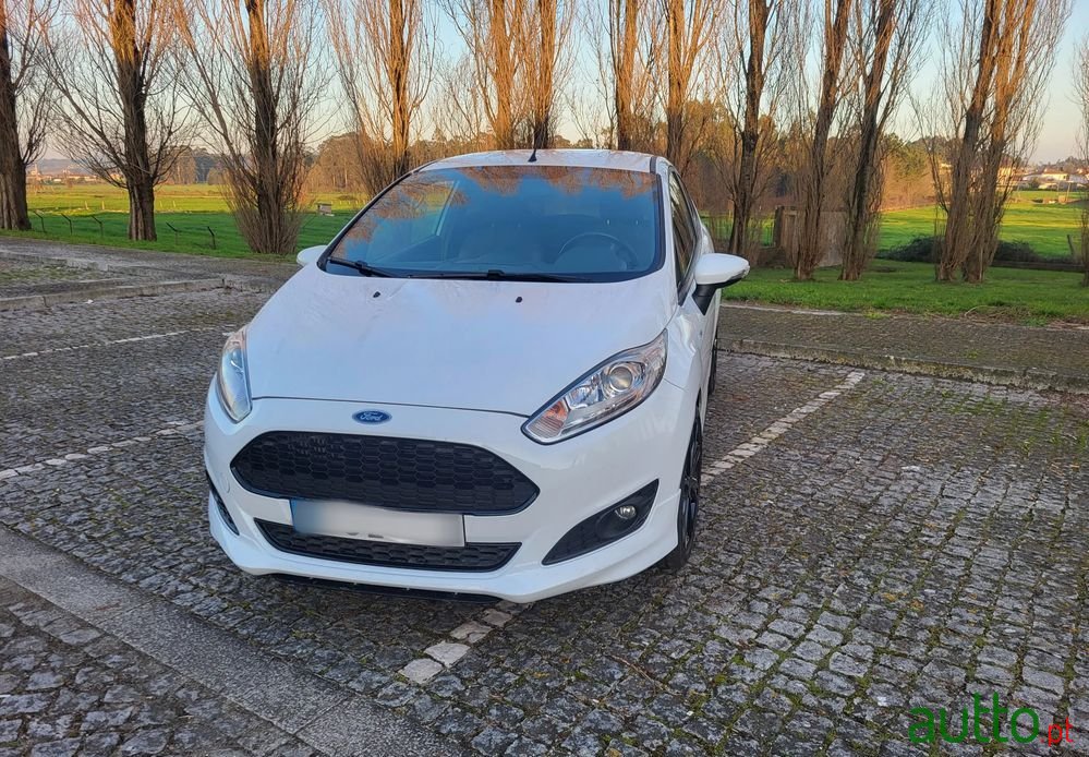 2017' Ford Fiesta St-Line photo #1