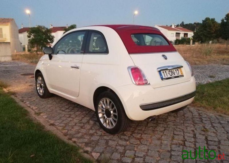 2014' Fiat 500C Descapotável photo #2