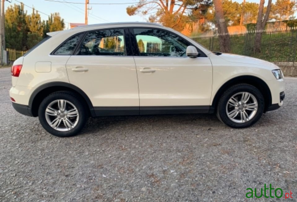 2013' Audi Q3 photo #3