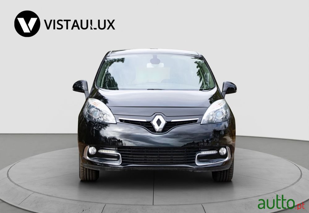 2013' Renault Grand Scenic photo #2