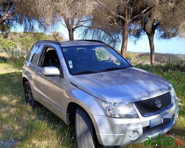 2008' Suzuki Grand Vitara photo #5