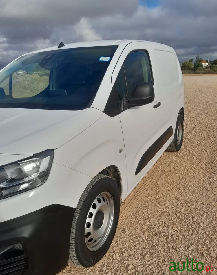 2019' Citroen Berlingo photo #3