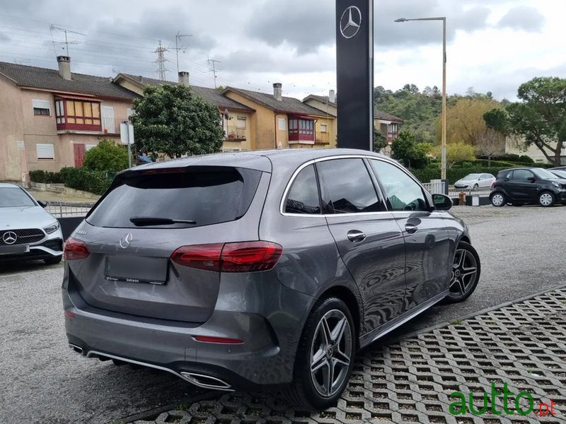 2023' Mercedes-Benz Classe B D Amg Line Aut. photo #4