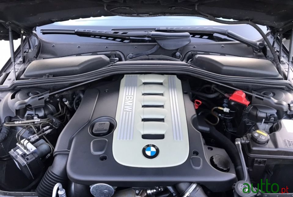 2005' BMW 525 E60 photo #5