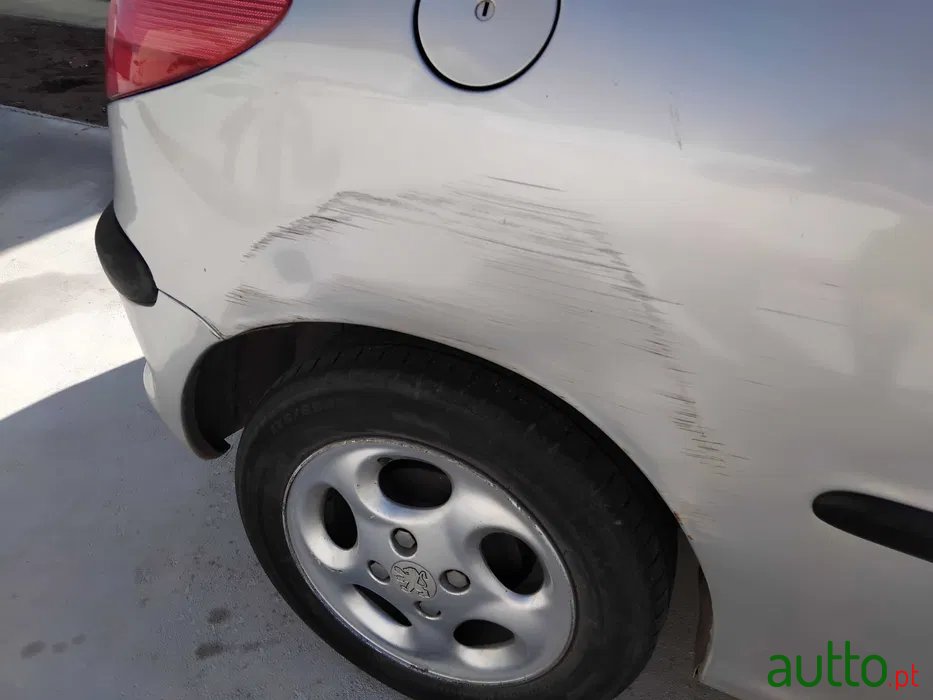 2003' Peugeot 206 photo #5