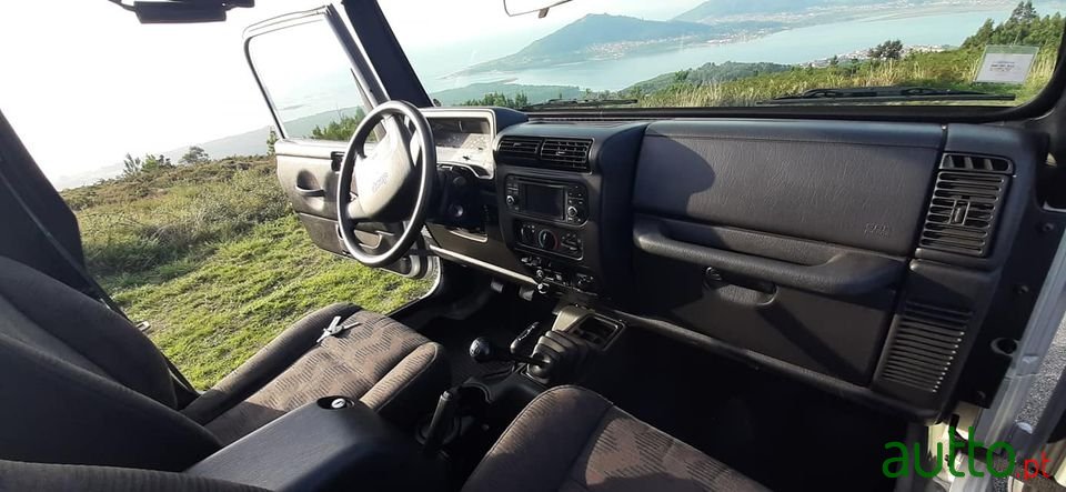 2003' Jeep Wrangler photo #3