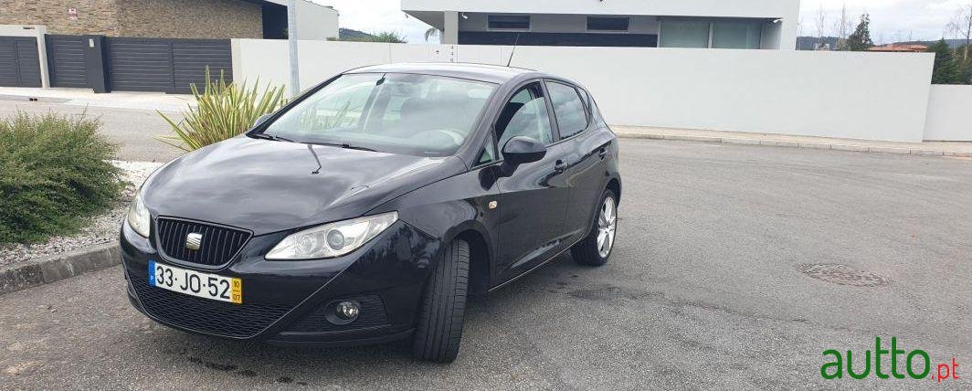 2010' SEAT Ibiza photo #3