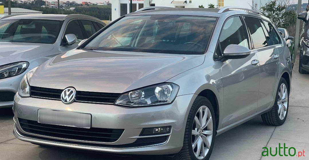 2017' Volkswagen Golf Variant photo #1