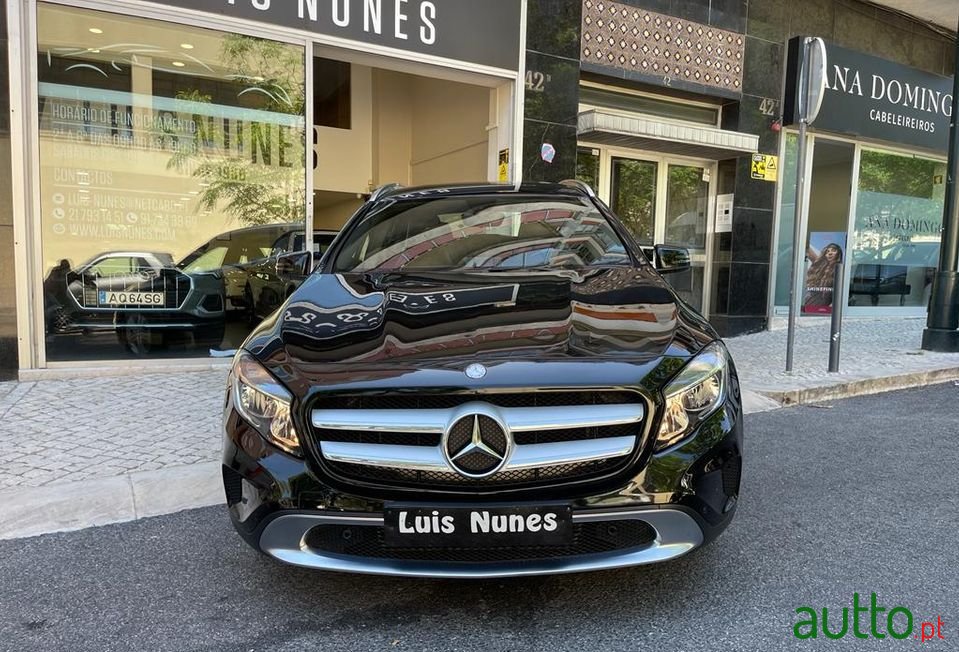 2015' Mercedes-Benz Gla 180 photo #3