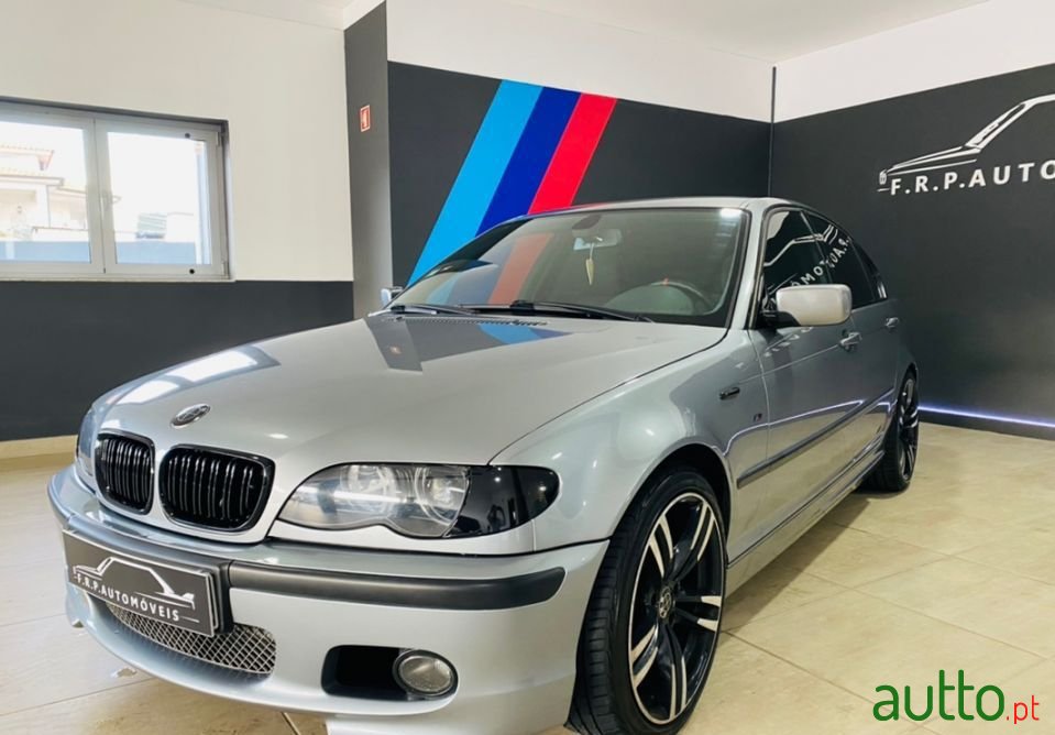 2004' BMW 318 photo #1