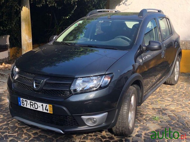 2016' Dacia Sandero Stepway photo #3