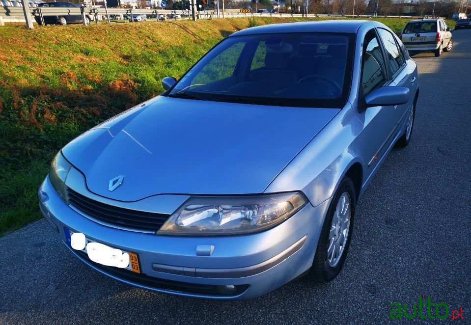 2003' Renault Laguna photo #6