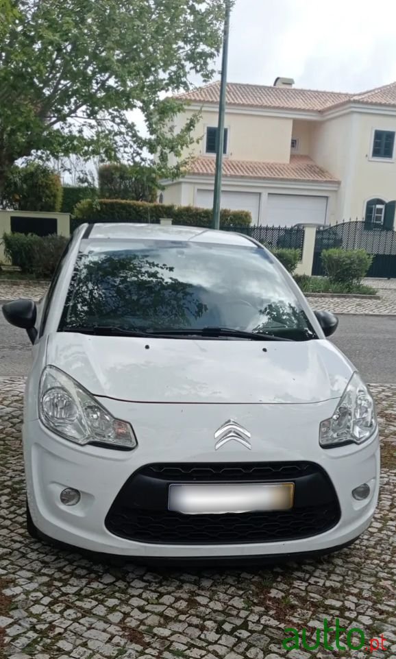 2011' Citroen C3 photo #2