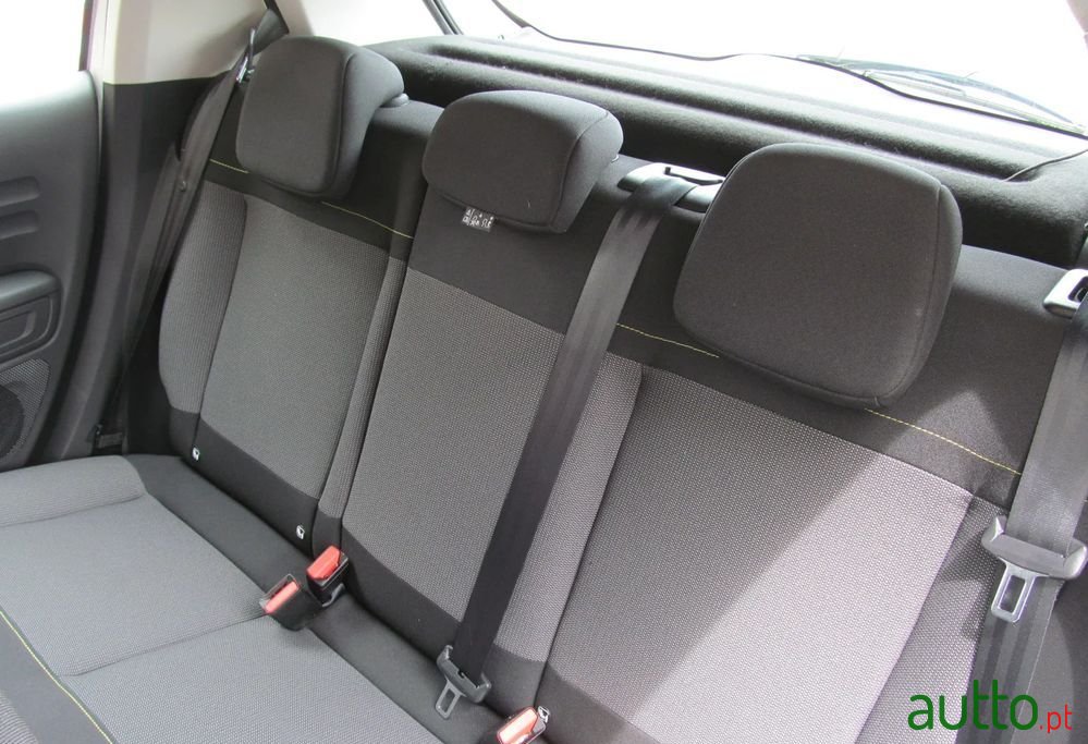 2021' Citroen C3 photo #6