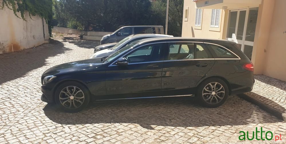 2015' Mercedes-Benz C 200 photo #1