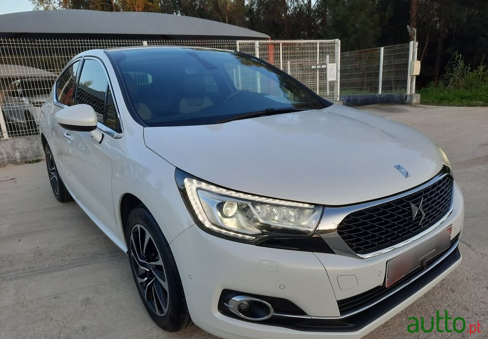 2018' DS Automobiles Ds4 photo #2