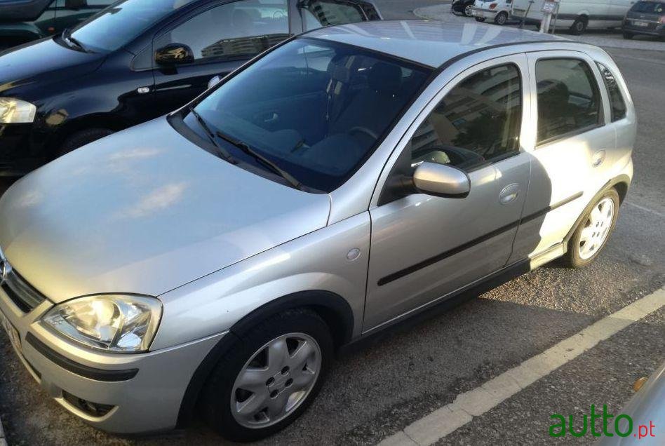 2003' Opel Corsa 1.3 Cdi photo #2