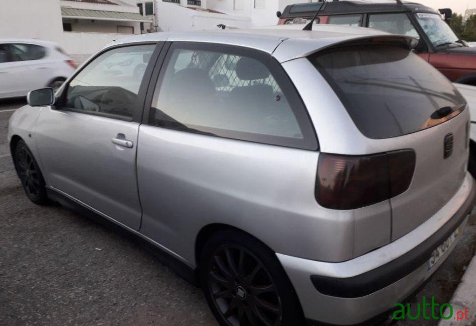2000' SEAT Ibiza photo #2