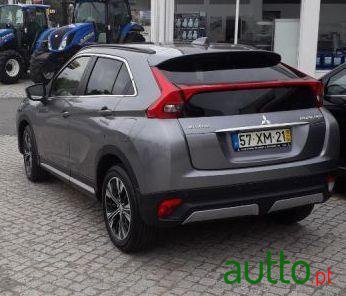 2019' Mitsubishi Eclipse photo #3