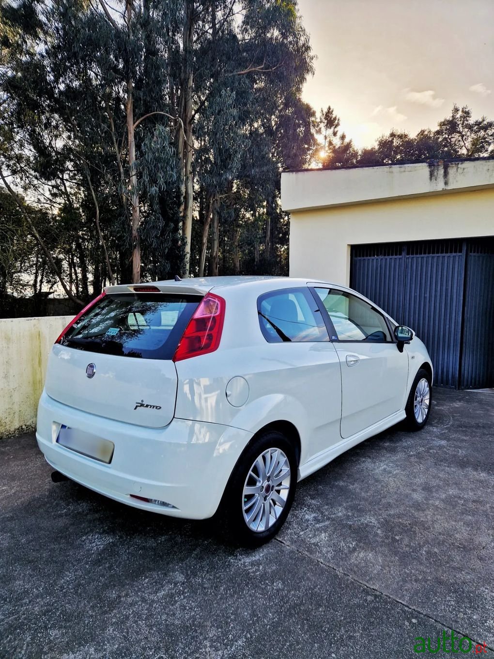 2009' Fiat Grande Punto photo #4