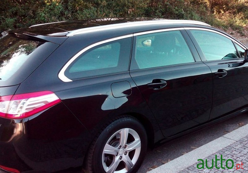 2012' Peugeot 508 Sw photo #2