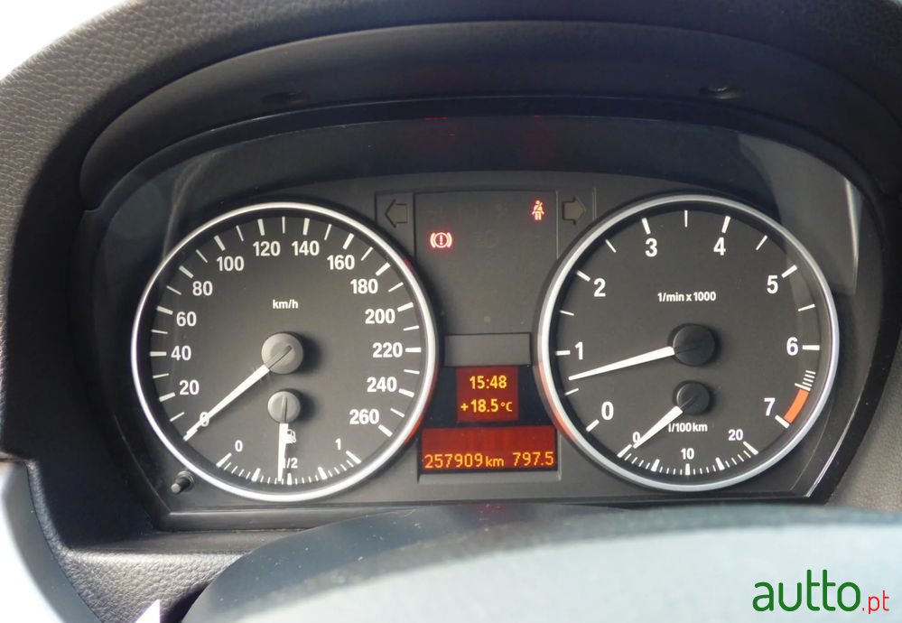 2007' BMW Série 3 I Touring photo #2