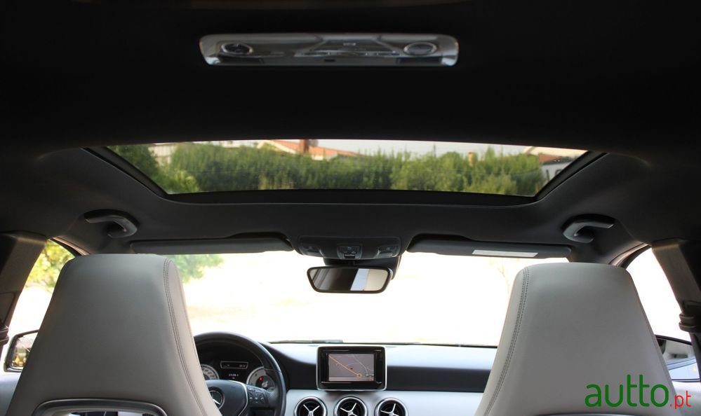 2012' Mercedes-Benz Classe A Cdi Be Urban photo #2