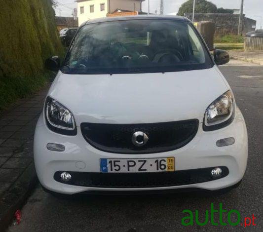 2015' Smart Forfour photo #1